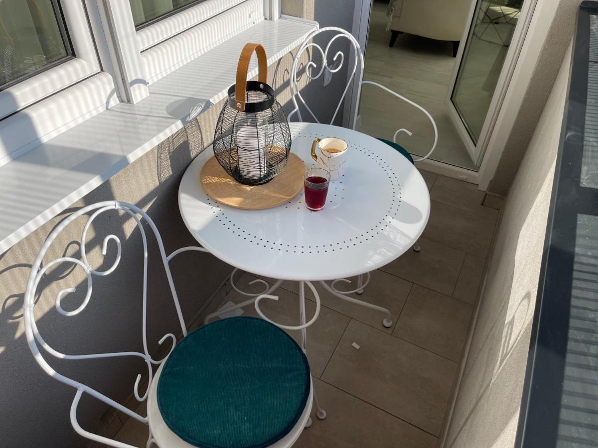 Apartman Mdb Retro Szabadka Kültér fotó